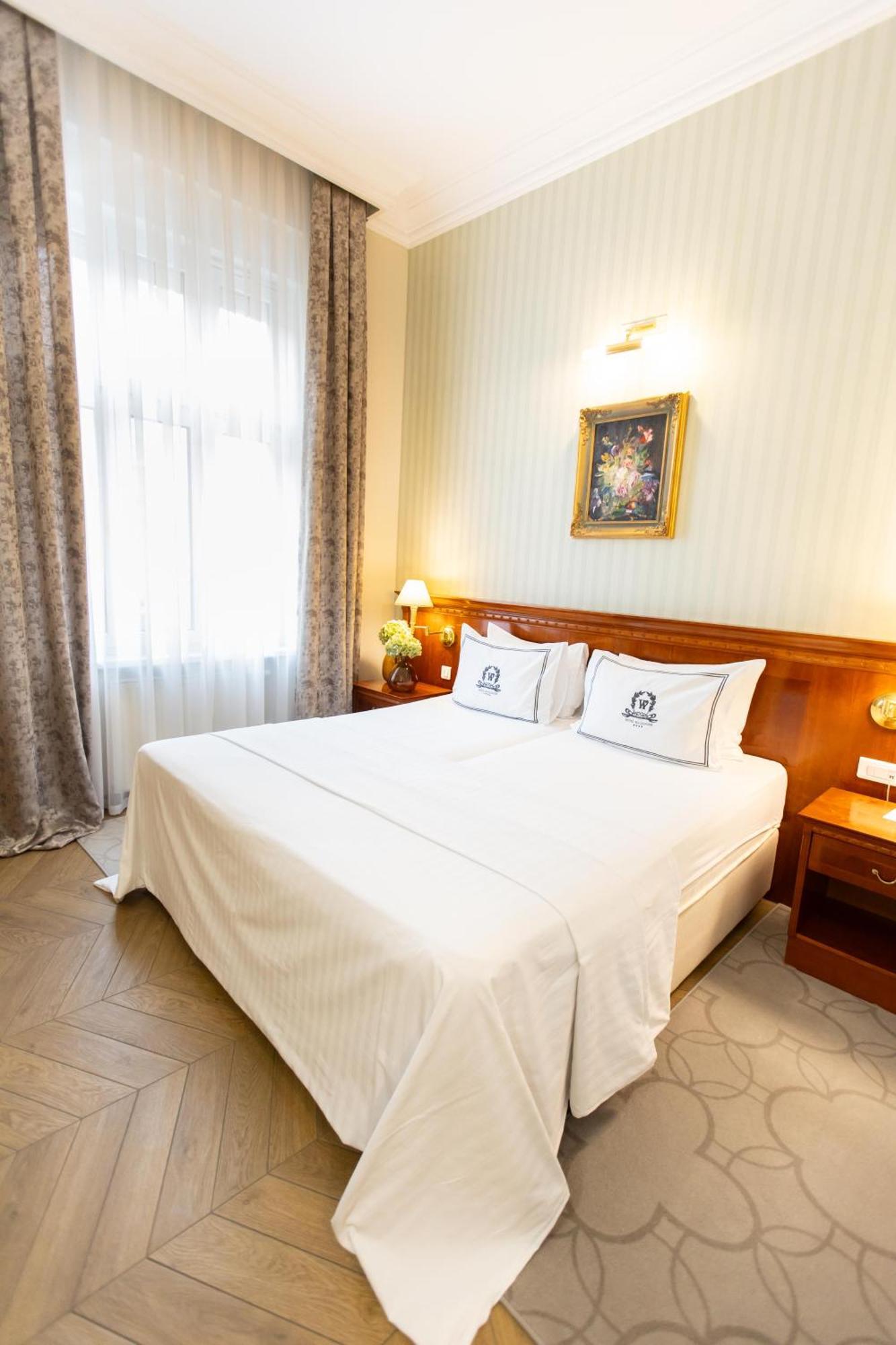 Hotel Waldinger Osijek Exterior photo